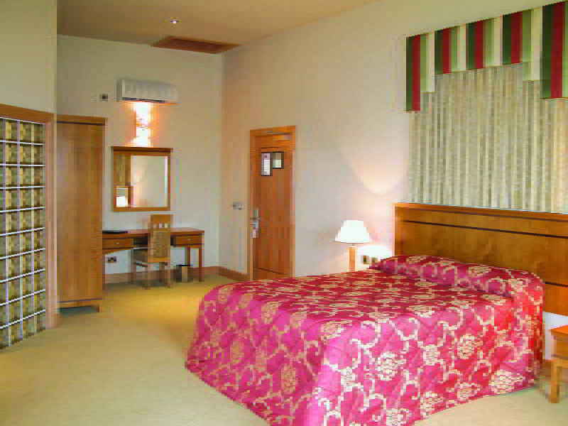 Errigal Country House Hotel Cootehill Eksteriør bilde